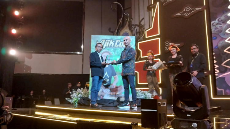 Peluncuran buku Ajik Cok; Pandemi Membawa Berkah