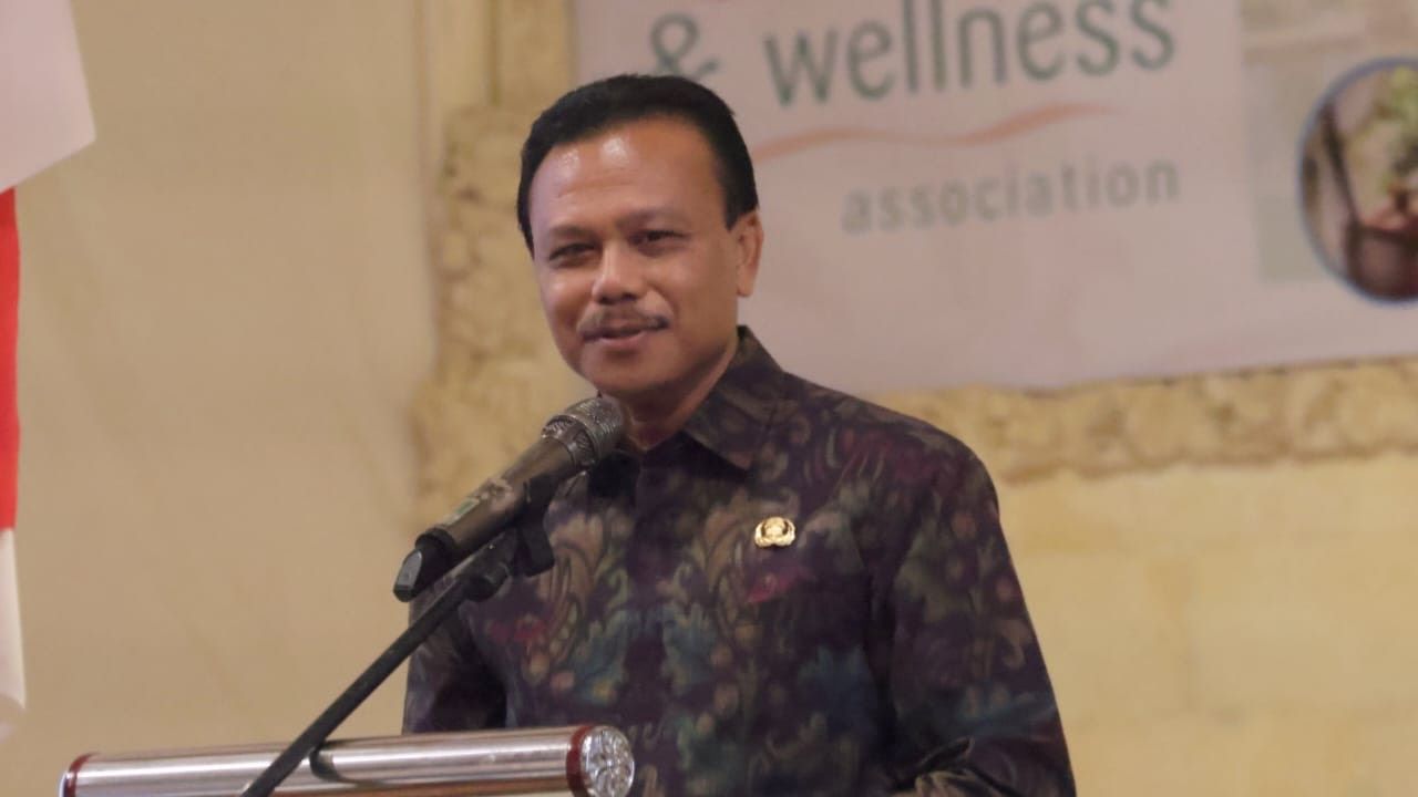 Sekda Bali Dewa Made Indra