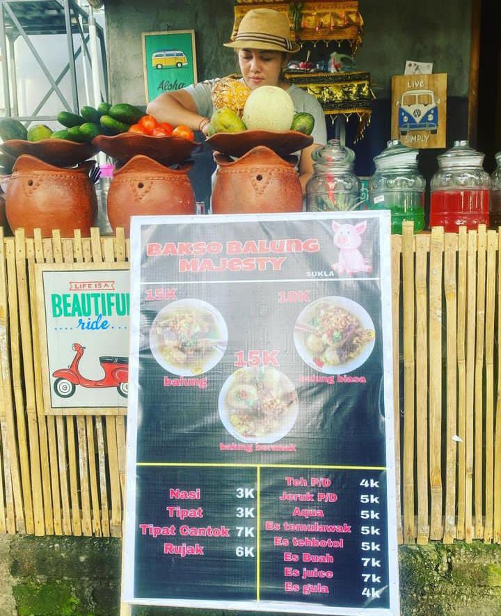 BAKSO: Bakso Balung Majesty menawarkan kuliner sensasi lezat daging babi dengan harga ramah di kantong.