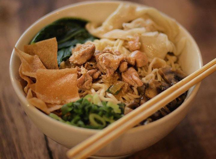 Chuckwie Mie menjadi pilihan tepat bagi kalian pecinta mie dengan rasa enak dan harga murah