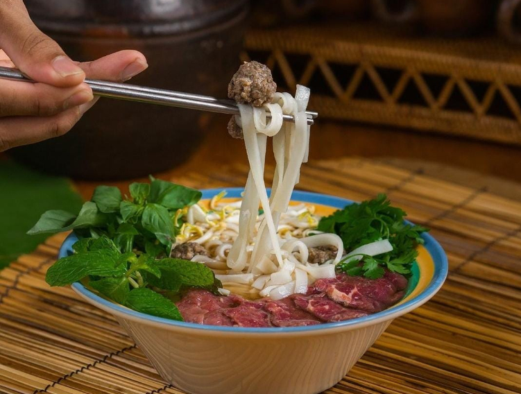 Restoran Vietnam dengan Rasa Autentik ada di Kerobokan, Bali