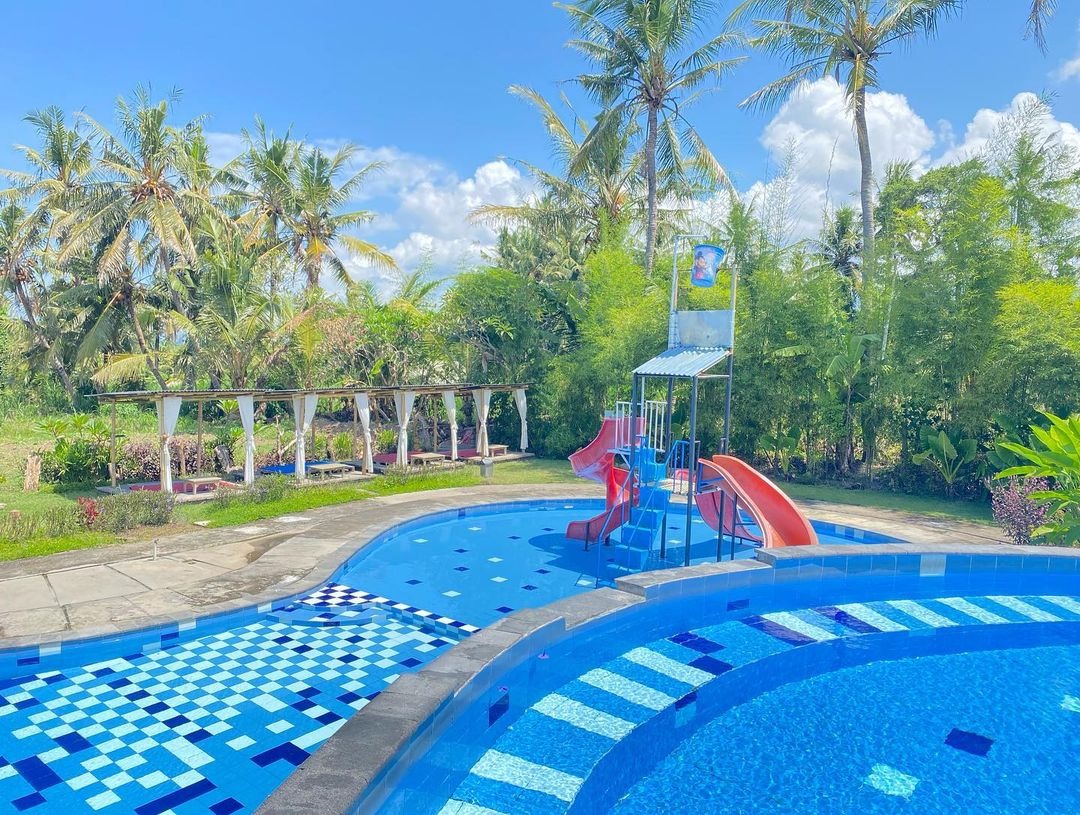 SURGA: Segara Seaview Pool, Garden & Eatery merupakan sebuah destinasi wisata tersembunyi di salah satu pantai di Bali. Ada faktanya.