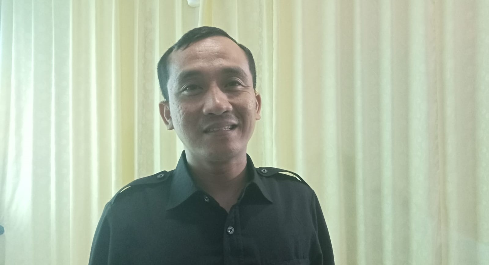 Divisi Sosialisasi, Pendidikan Pemilih, Partisipasi Masyarakat dan SDM KPU Karangasem I Kadek Sukara bicara syarat parpol bisa mengusung calon bupati pada Pilkada Karangasem 2024.