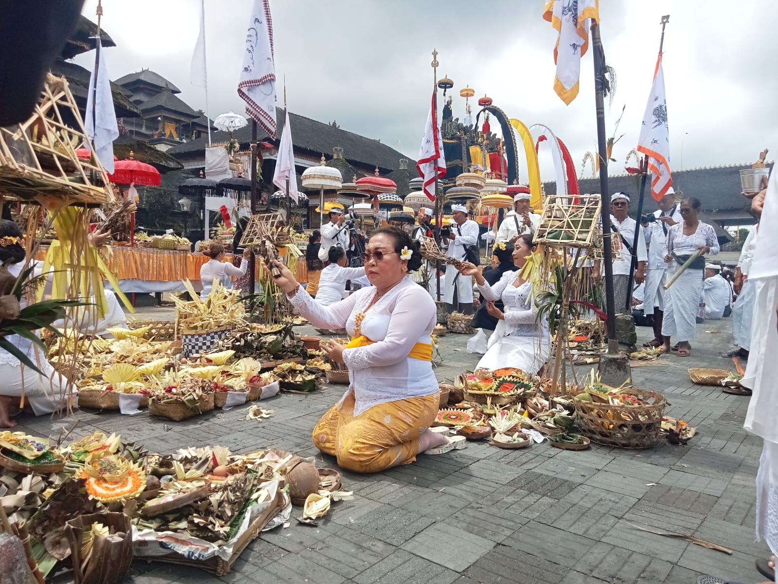 KARYA IBTK: Rangkaian puncak karya IBTK di Pura Besakih pada Minggu 24 Maret 2024 berjalan lancar, dipuput 35 sulinggih.