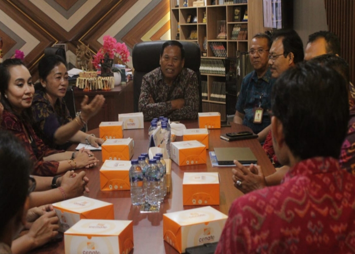 Tim Penggerak PPK Bali saat menggelar audesi.