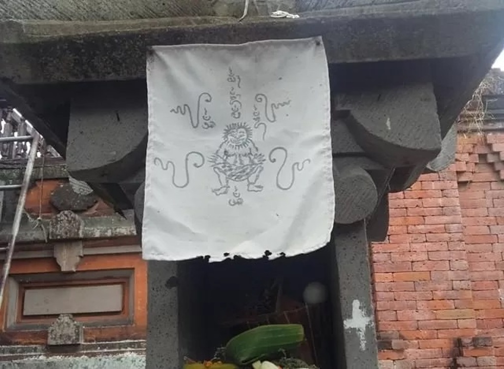 Makna Rerajahan dalam ritual Hindu Bali