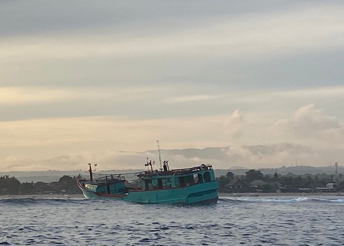 KANDAS : KM Naga Mas Perkasa 58 kandas di Perairan Jungut Batu Lembongan, Kecamatan Nusa Penida, Klungkung, Selasa (2/4) sekitar pukul 20.30 WITA.