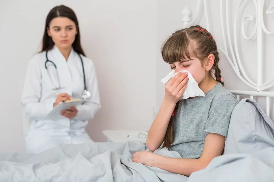 Ilustrasi anak-anak yang terkena penyakit flu.