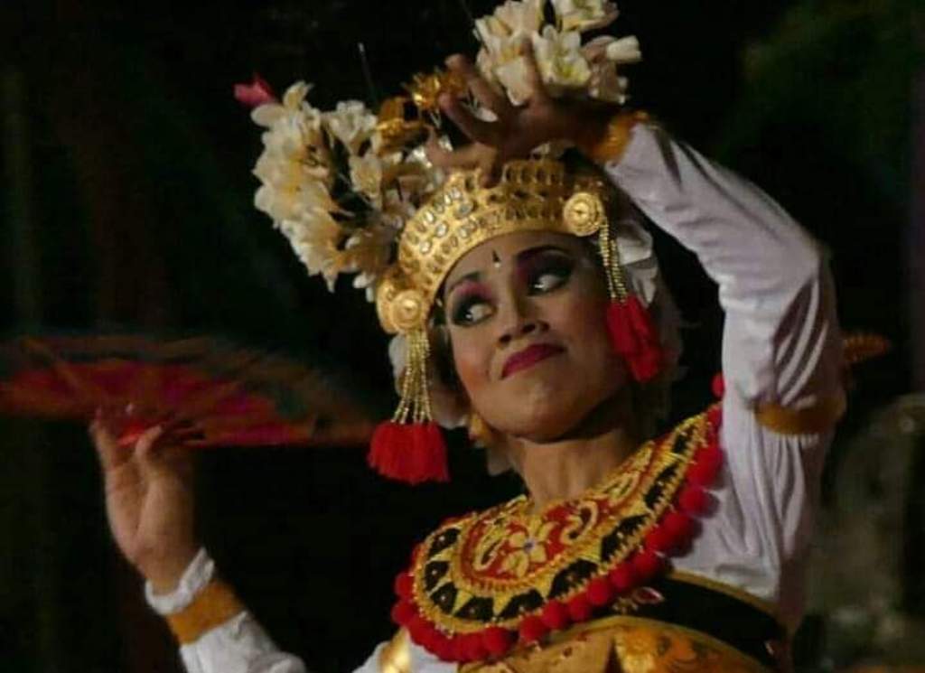 TARI : Tari Joged Pingitan di Desa Adat Tegenungan Gianyar, salah satu keunikan tradisi Hindu di Bali.