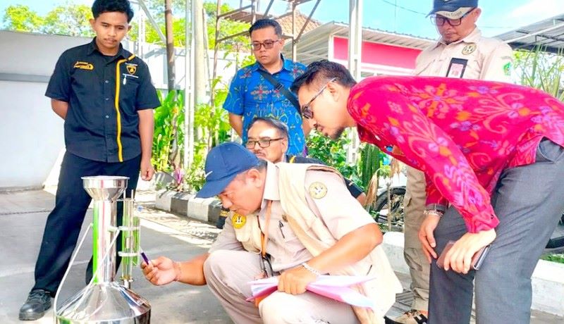 Disperindag Kabupaten Tabanan, Bali tera ulang di SPBU yang berada di jalur mudik lebaran.
