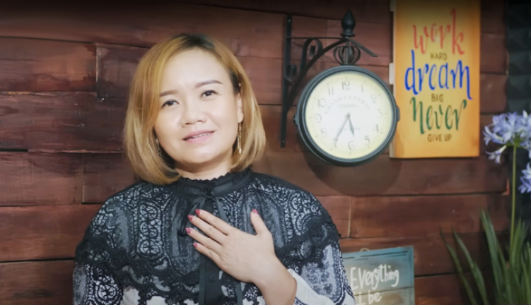 Dek Ulik merilis ulang lagu ciptaan Widi Widiana yang berjudul &ldquo;Uyang Paling&rdquo;