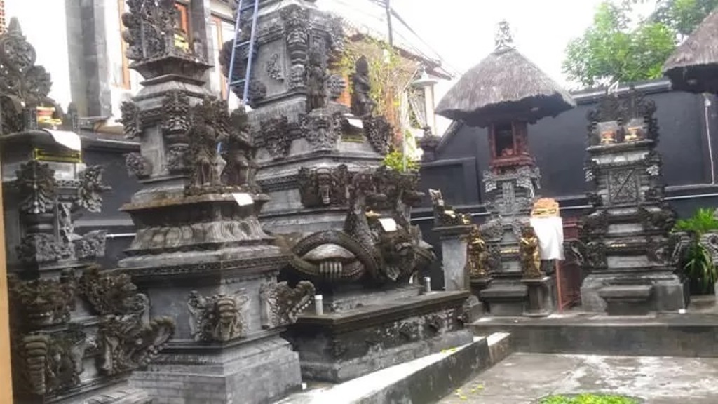 Pura Dalem Dukun Sakti di Badung, Bali