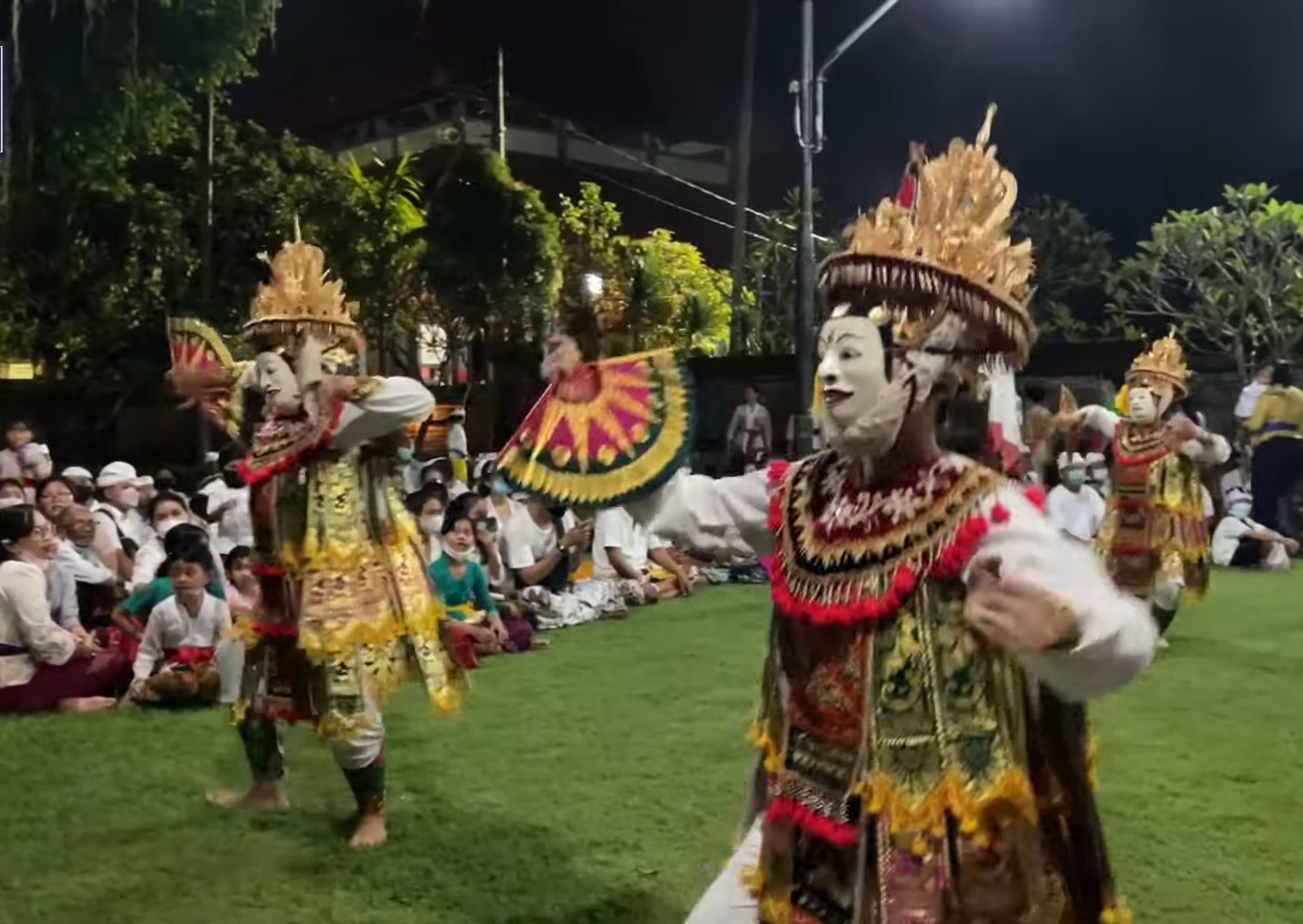 Tari Telek Panjer, Desa Adat Panjer, Kecamatan Denpasar Selatan yang sangat disakralkan oleh masyarakat (ist)