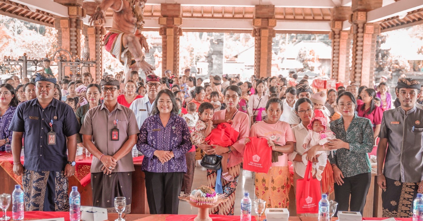 Kepala Dinas Perikanan Badung I Kegiatan Gemarikan di Balai Banjar Telugtug, Desa Carangsari, Kecamatan Petang, Kamis, 18 April 2024.