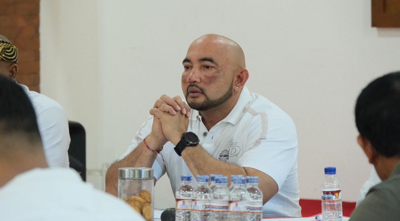 Ketua DPD Gerindra Bali Made Muliawan Arya alias De Gadjah menanggapi putusan MK.