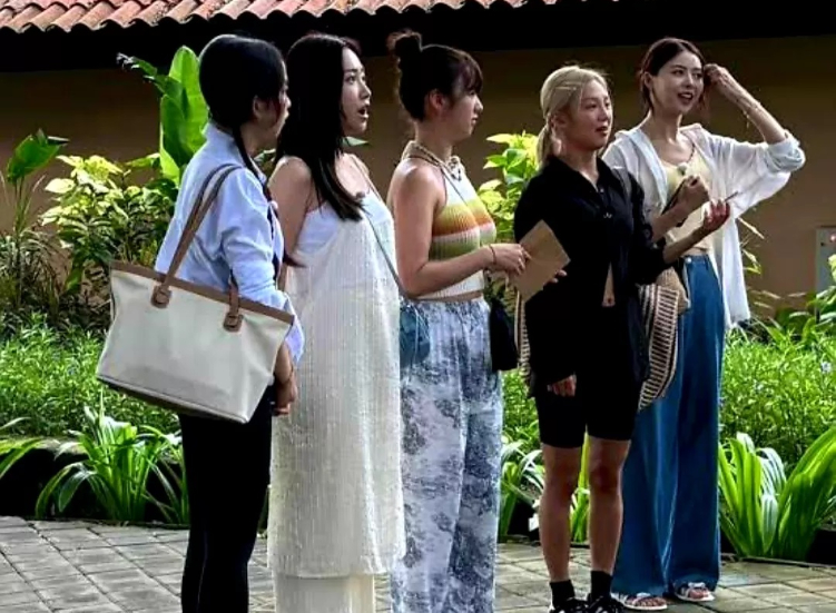 Sejumlah idol Korea Ditahan Imigrasi Bali diduga syuting illegal