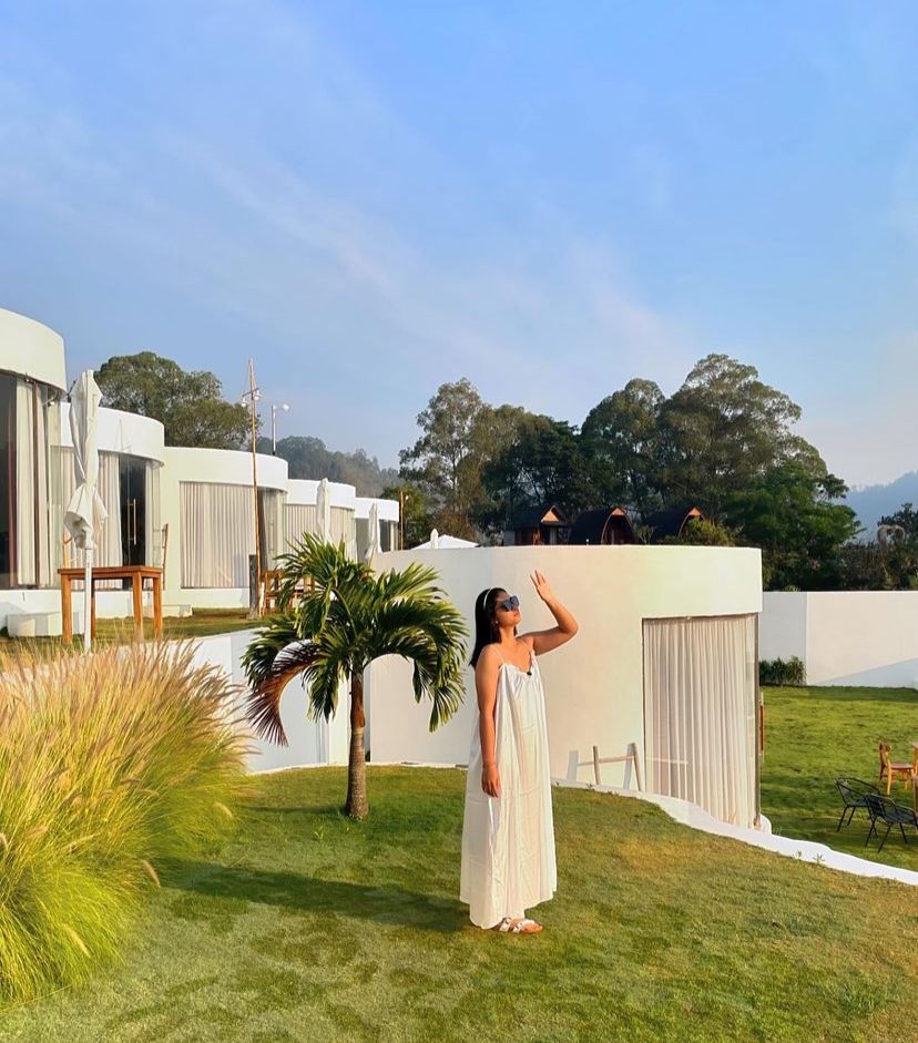 TERMEWAH: Kintamani Bali punya tempat glamping termewah ala hotel bintang. Bisa lihat mepandangan Gunung Batur dari kamar.