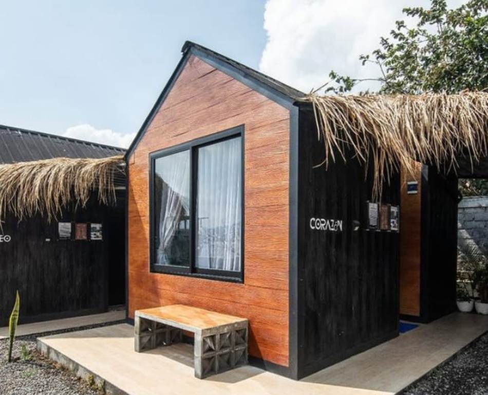 Yu Cabin di Jalan Kedisan, Desa Kedisan, Kecamatan Kintamani, Kabupaten Bangli, Bali.