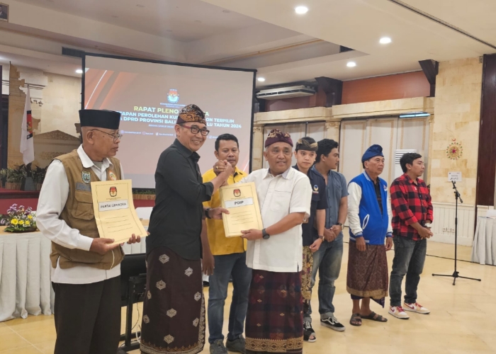 PENETAPAN: Sebanyak 55 orang calon legislatif (caleg) anggota DPRD Bali terpilih pada Pemilu 2024 telah ditetapkan oleh Komisi Pemilihan Umum (KPU) Provinsi Bali pada Kamis (2/5).