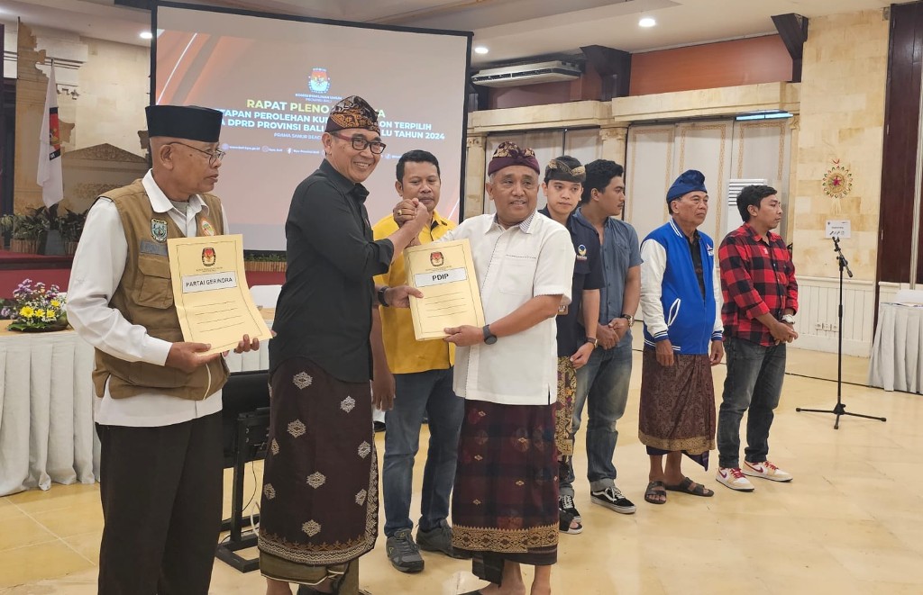 PENETAPAN: Sebanyak 55 orang calon legislatif (caleg) anggota DPRD Bali terpilih pada Pemilu 2024 telah ditetapkan oleh Komisi Pemilihan Umum (KPU) Provinsi Bali pada Kamis (2/5)