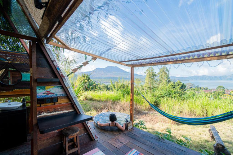 Cloud Hills Glamping Kintamani dilengkapi dengan Jacuzzi di alam terbuka