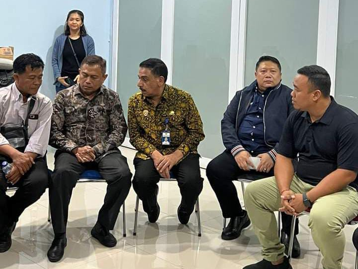 Ketua Fraksi Gerindra DPRD Provinsi Bali, I Ketut Juliarta bertemu dengan pihak STIP dan keluarga korban