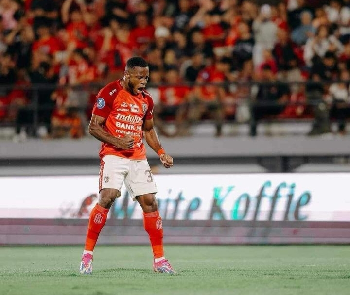 Pemain asing Bali United, Privat Mbarga