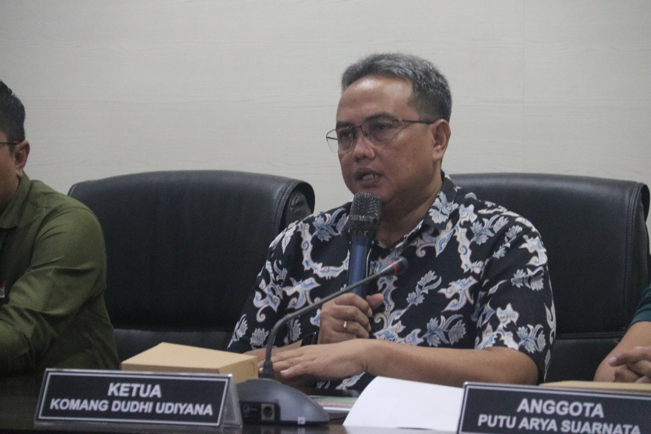 KPU Kabupaten Buleleng Komang Dudhi Udiyana.