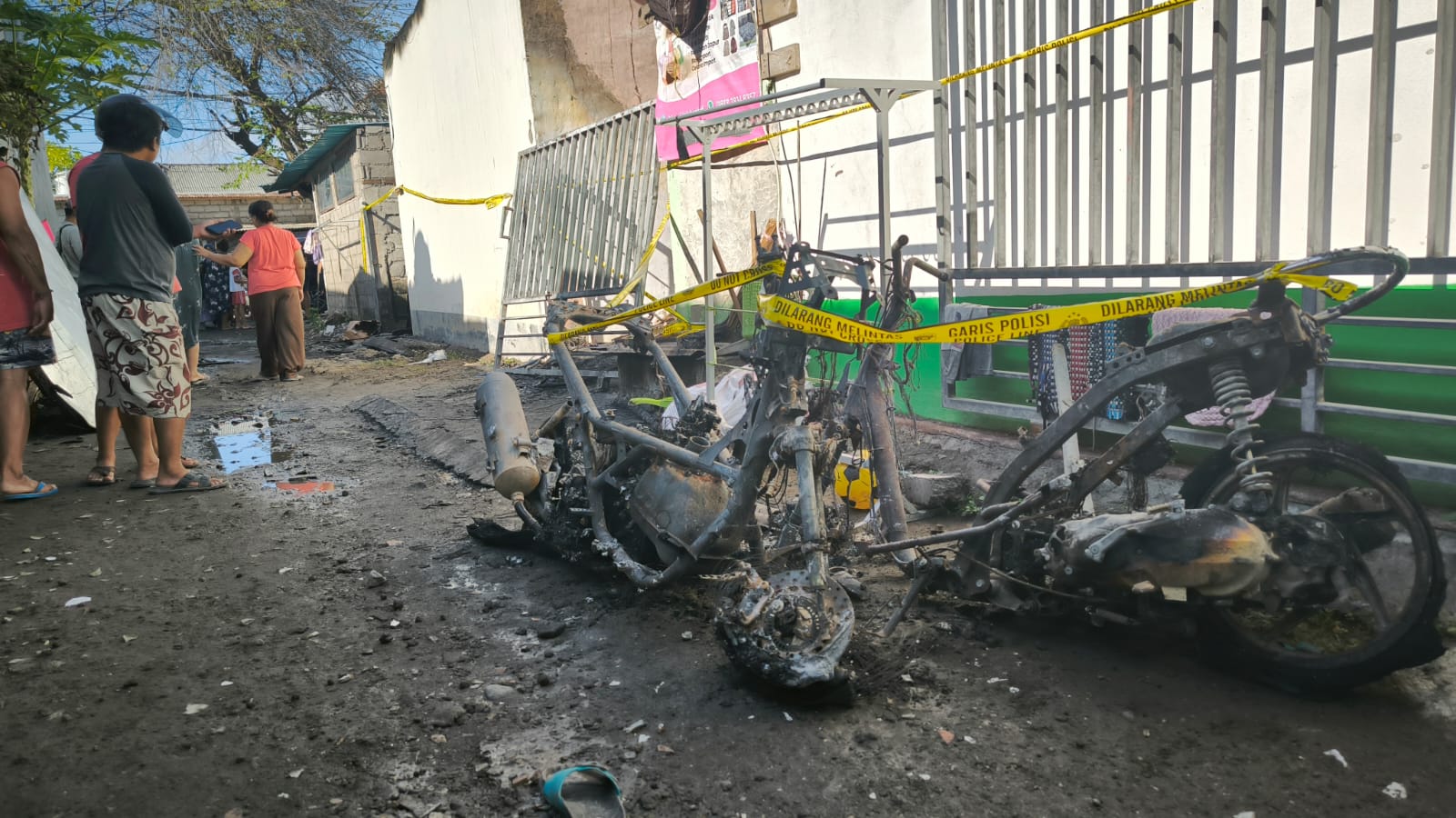 PENYEBAB KEBAKARAN: Penyebab kebakaran rumah kos di Sesetan yang menelan tiga korban jiwa belum terungkap.