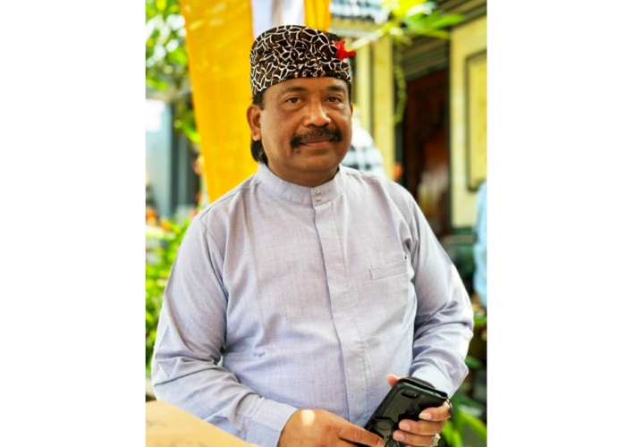 Advokat I Wayan Sumadika