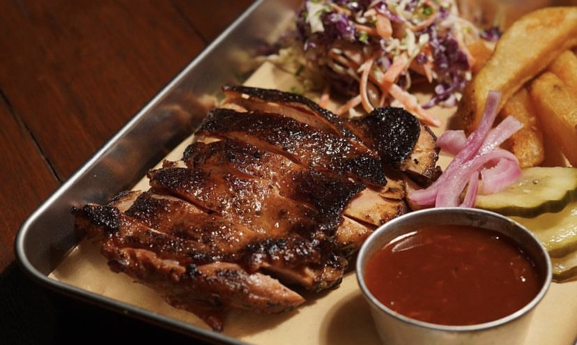 Kuliner BBQ di Kota Denpasar, Bali.