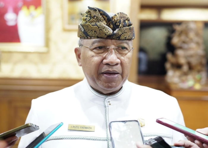 Ketua DPRD Badung Putu Parwata