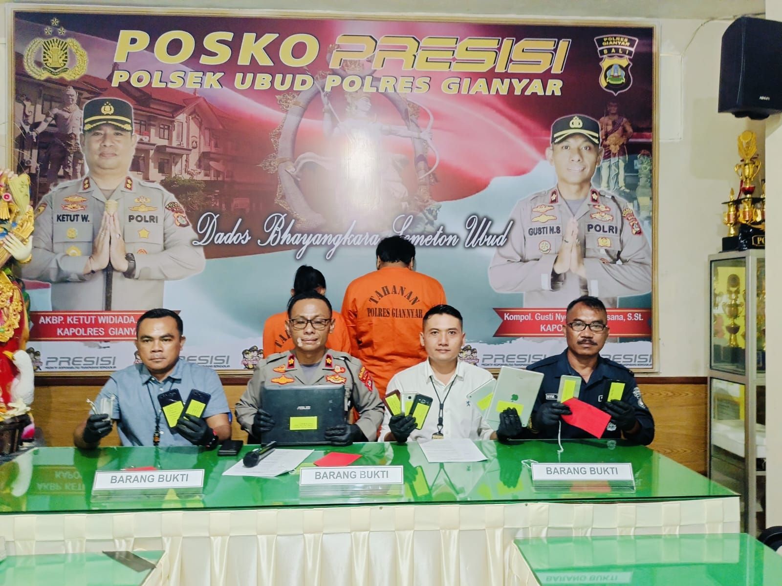 Polsek Ubud mengungkap kasus pencurian dengan pelaku pasangan kekasih anak punk pada Kamis, 23 Mei 2024.