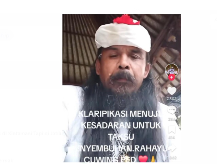 Balian Pengusada di Bali Viral dengan salam Cuwing Ped