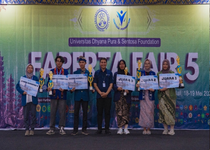 Juara 1- Harapan 3 kategori Essay Presentation