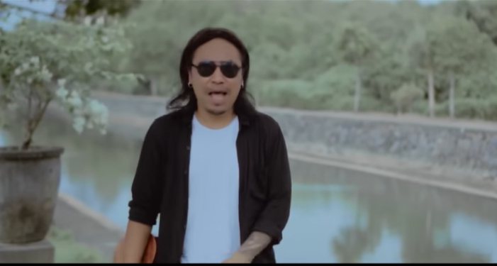 Penyanyi Gus Jody merilis lagu terbaru yang berjudul Jegeg Nyelolet