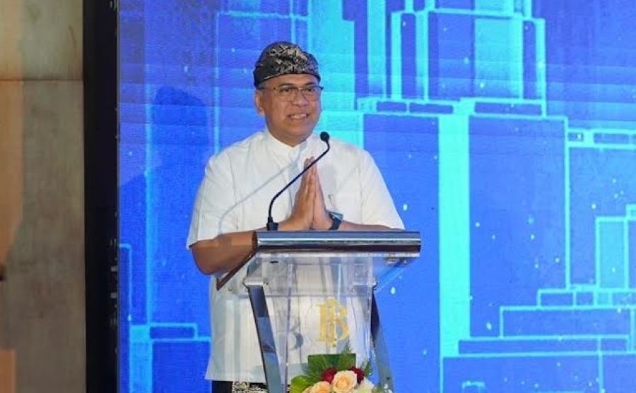 Kepala Perwakilan Bank Indonesia Provinsi Bali Erwin Soeriadimadja membeber harga properti residensial di Bali pada Sabtu, 1 Juni 2024.