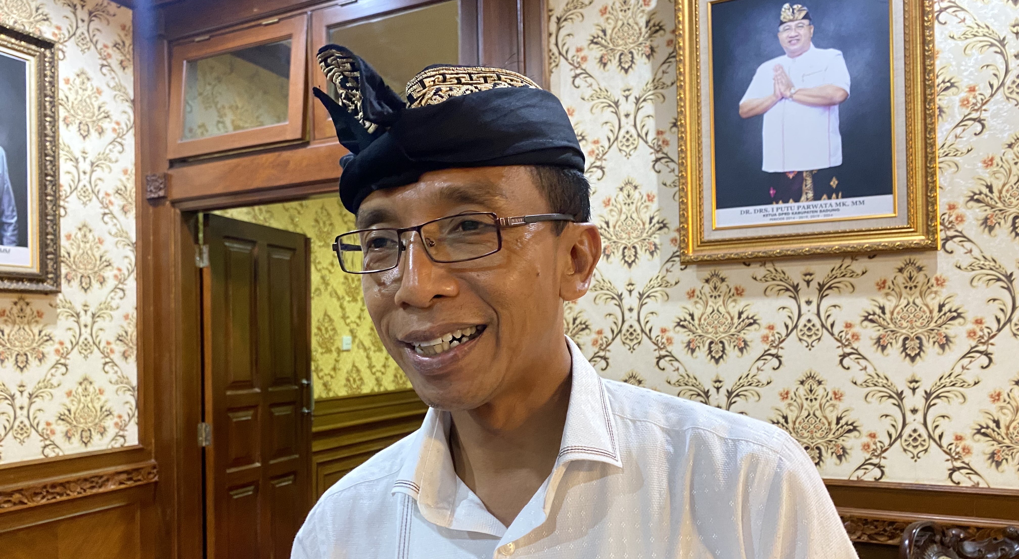 Kadisbud Badung I Gde Eka Sudarwitha.