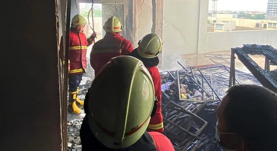 Kebakaran hotel merenggut nyawa tiga karyawan di Tangerang Selatan. Harus jadi pelajaran bagi pengelola hotel di Bali.