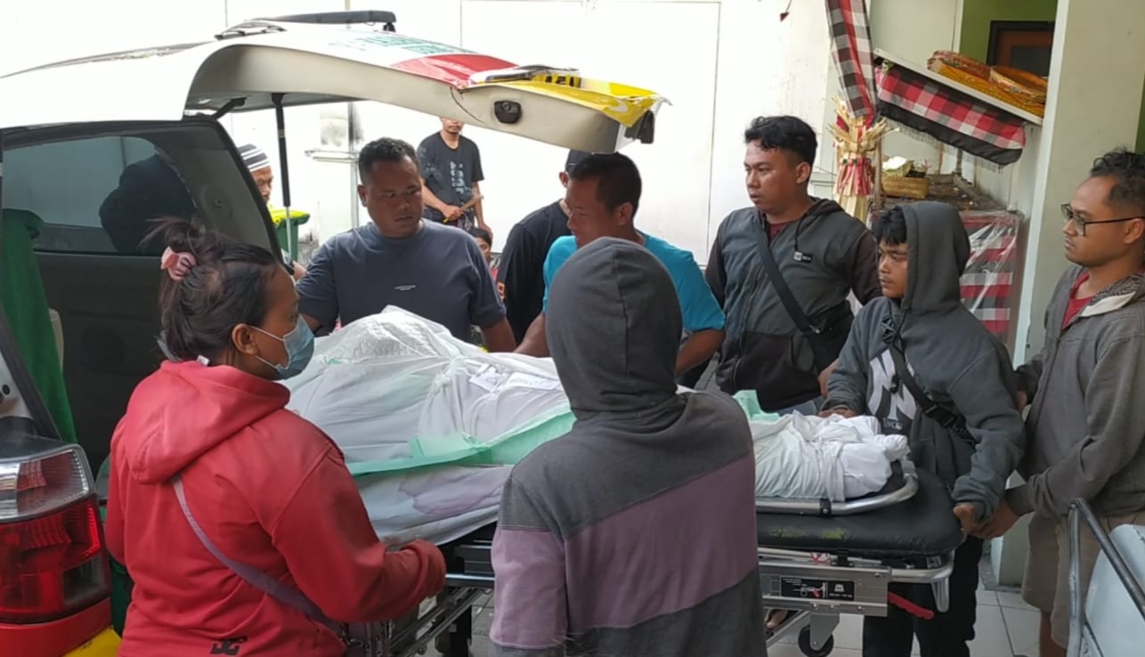 Korban luka terbakar dalam kebakaran gudang LPG di Jalan Cargo Taman I, Denpasar dinyatakan tewas di RS Prof Ngoerah.