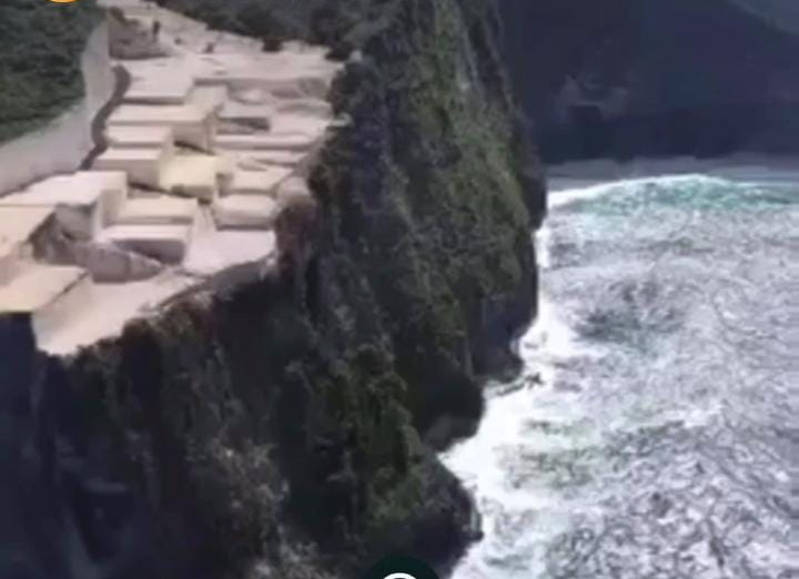 Niluh Djelantik menyoroti proyek di atas tebing pantai Kelingking Kabupaten Klungkung