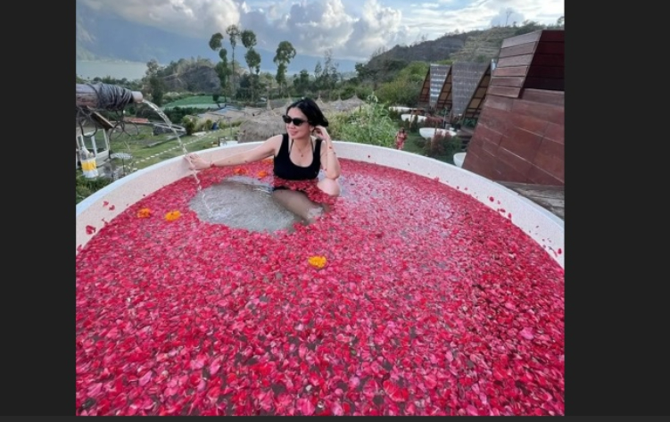 4.	Segara Glamping Kintamani