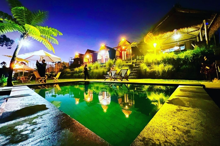 Pinggan Hills menjadi salah satu glamping di Kintamani yang menawarkan kolam air panas