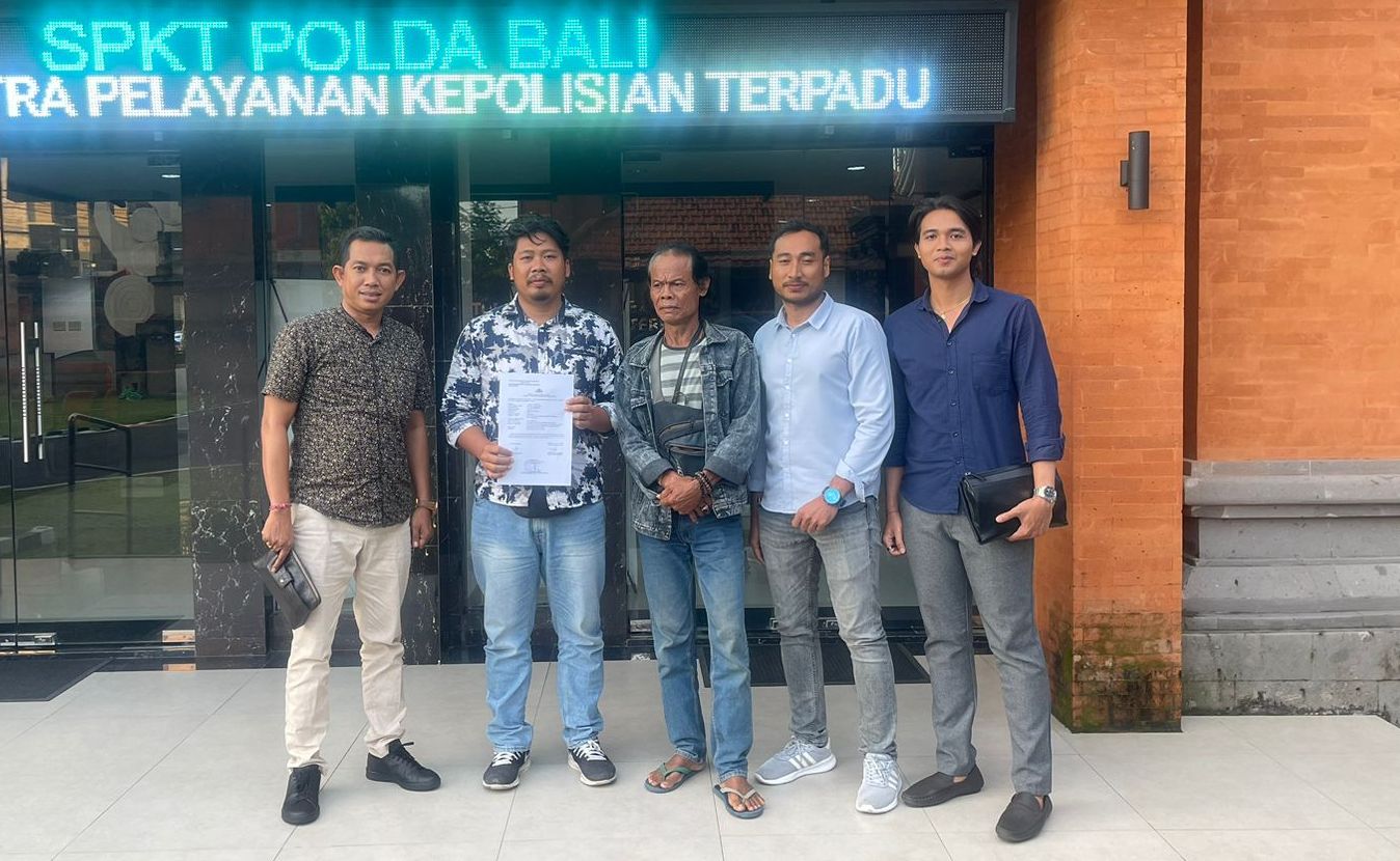I Kadek S dan Ketut S didampingi tim hukumnya yang membuat laporan ke Polda Bali telah berkoordinasi dengan penyidik.