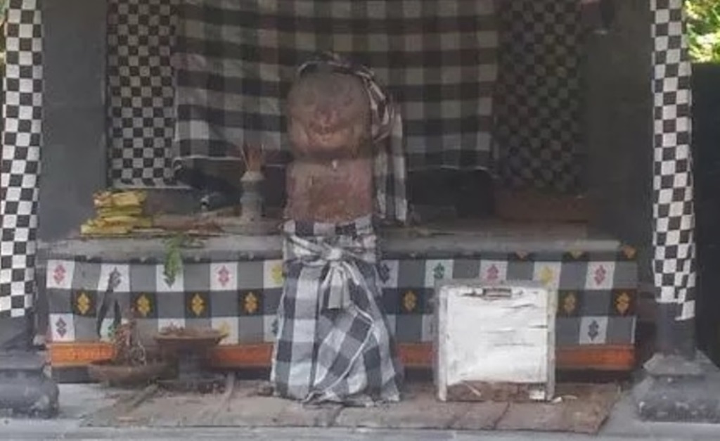 Pura Pat Payung, Serangan, Bali