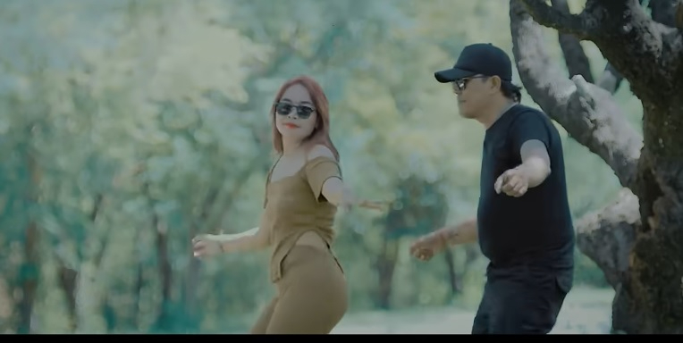JM Mayun gaet Dewi Gacor dalam lagu Taji Puntul