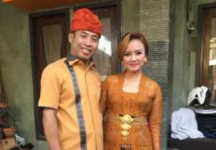 Dek Ulik dan Lolak
