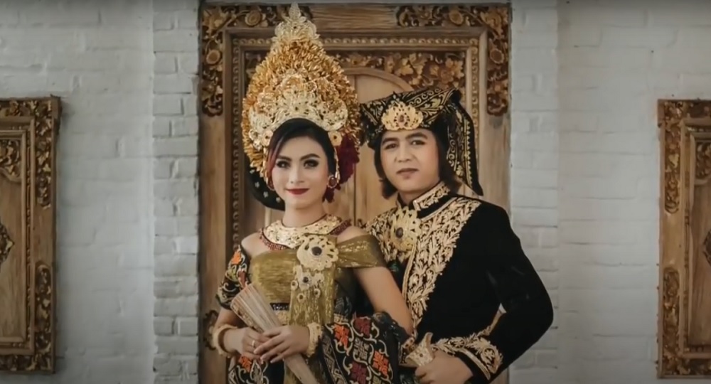 Tika Pagraky dan Wira Krisna saat menikah pada Maret 2019 lalu, kini berpisah.