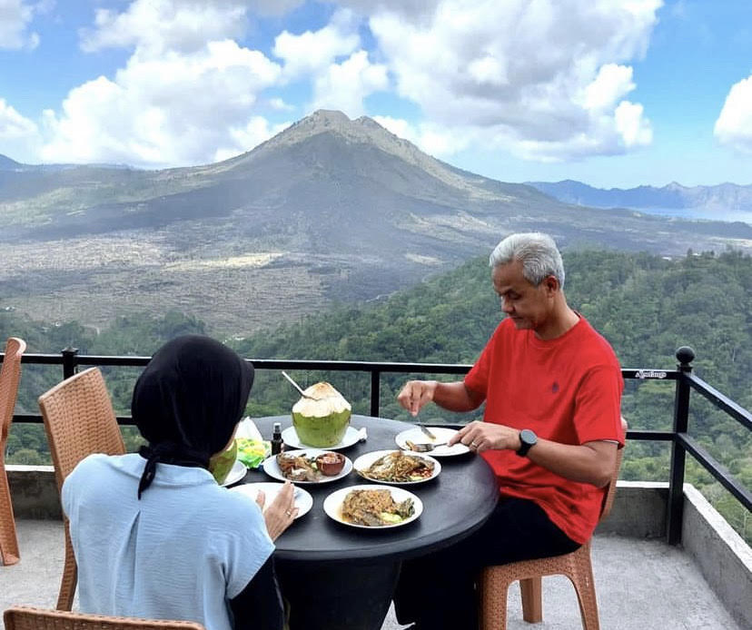 KULINER: Warung Jowet di Kintamani Bali direkomendasi sebagai tempat kuliner para artis hingga Capres Ganjar Pranowo, lokasinya tak jauh dari glamping.