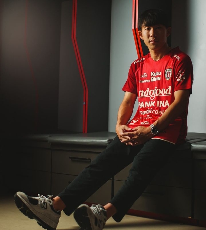 Mitsuru Maruoka resmi ke Bali United. Dia menjadi pemain sepak bola Jepang dalam skuad Serdadu Tridatu